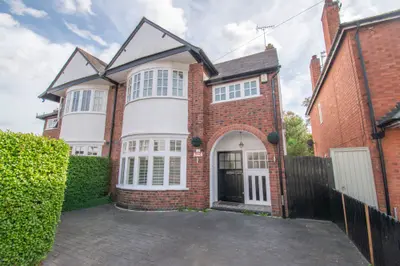 South Knighton Road, South Knighton, LE2