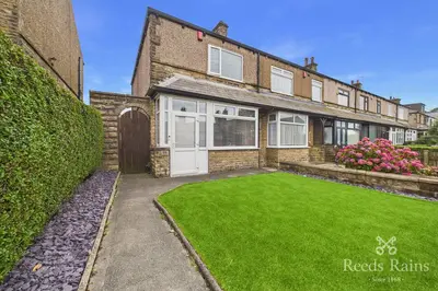 Highgate Road, Queensbury, West Yorkshire, BD13
