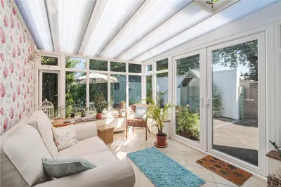 Lonnen Road, Wimborne, Dorset, BH21