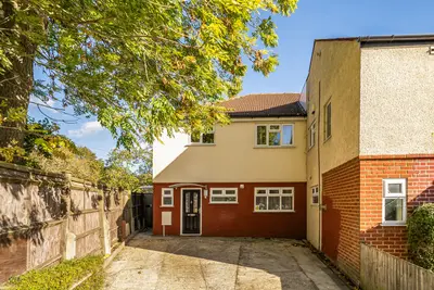 Parkfield Avenue, Hillingdon, UB10