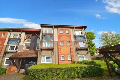 Newhall Green, Leeds, LS10