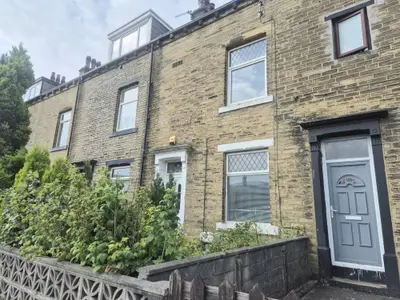 Warley Road, HALIFAX