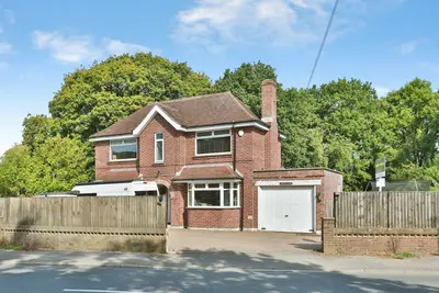 Verwood Road, Ashley, BH24