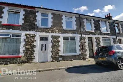 Llewelyn Street, Pontypridd