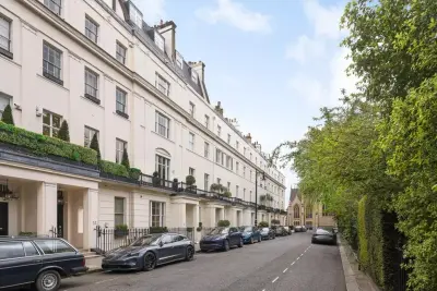 Chester Square, London, SW1W