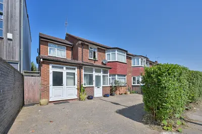 92 The Mall, Harrow