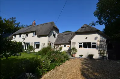 Sutton Mandeville, Salisbury, Wiltshire, SP3 5NG