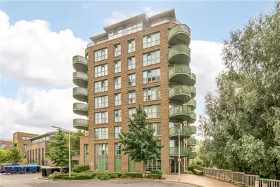 Astell Road, Kidbrooke, London, SE3 9FN