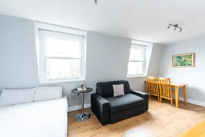 Flat 15, 6 Collingham Place, London
