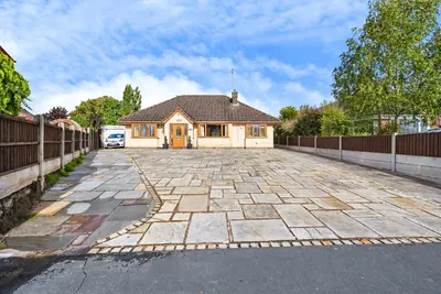 Liverpool Road, Widnes, WA8
