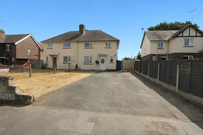 Brinton Crescent, Kidderminster
