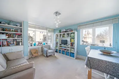 Fitzhugh Grove, Wandsworth, SW18