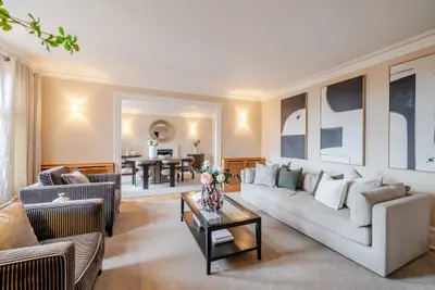 Iverna Court, London, W8