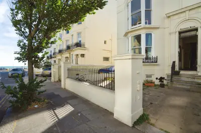 Lansdowne Place, Hove