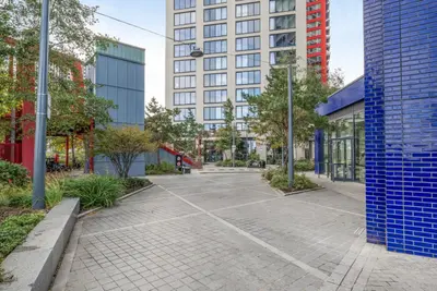 Lookout Lane, London, E14