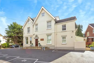 Cresta Court, Bournemouth, BH2