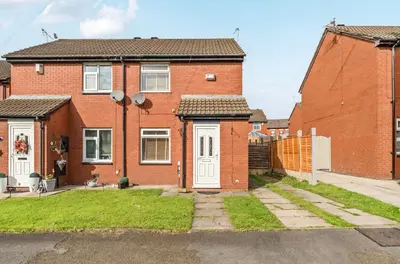 The Mews, Manchester, M40