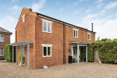 Orchard Lane, Caversfield