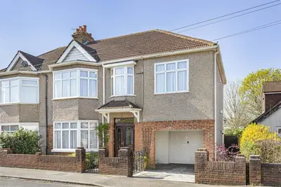 Stanwell Road, Ashford, TW15
