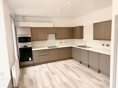 Ecclesall Road, Sheffield, S11 8TR