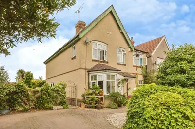 Alexandra Crescent, Uttoxeter, ST14