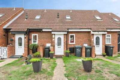 Artillery Row, Gravesend, DA12