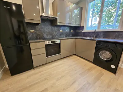 North End, Croydon, CR0