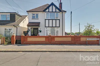 Mornington Avenue, Rochford, SS4