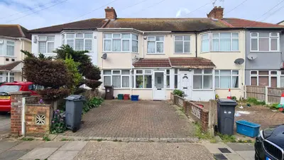 Clifford Road, Hounslow, TW4