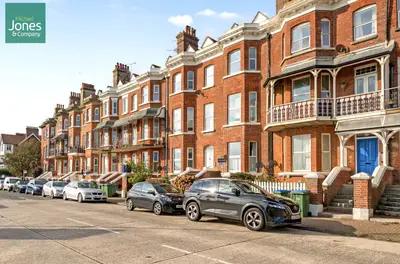 South Terrace, Littlehampton, BN17