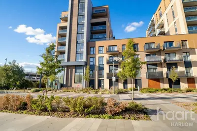 Edinburgh Gate, Harlow, CM20