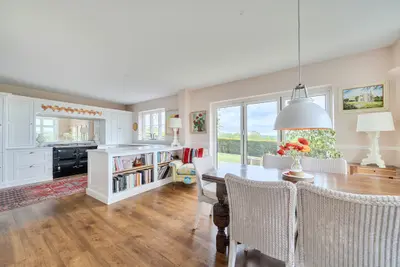 School Hill, Burwash, TN19