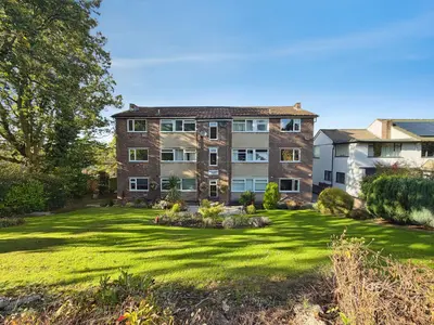 Rosamond Drive, Sheffield, S17
