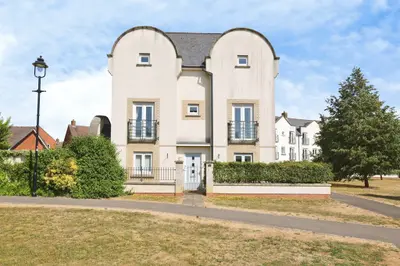 Holloway Close, Amesbury, Salisbury