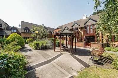 Garden Mews, Warsash, SO31