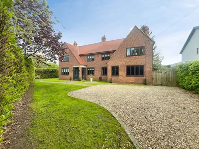 Ponteland NE20 9EW, NE20