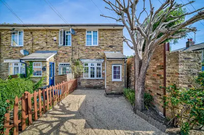 Windmill Road, Hampton Hill, Hampton, TW12 1RH