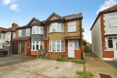 Collier Row, Romford, RM5