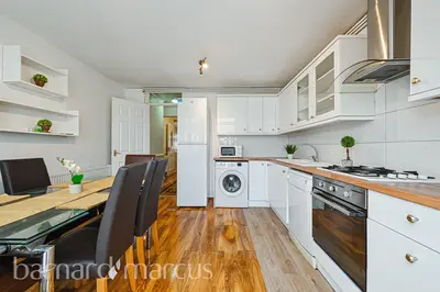 Gale Close, Mitcham, CR4