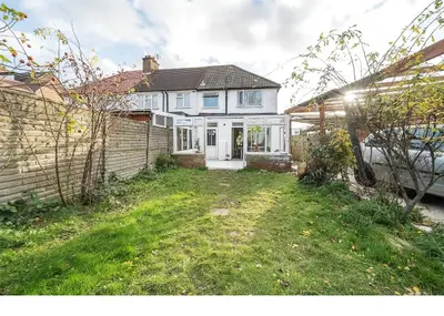 Burgess Avenue, Kingsbury, London, NW9 8TX