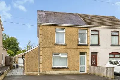Llannon Road, Pontyberem, SA15