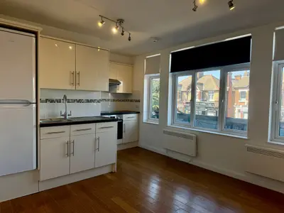 Beckenham, BR3 3PS