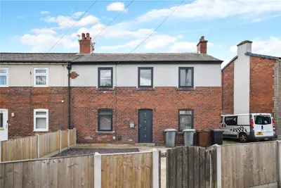 Bradford Road, Tingley, WF3