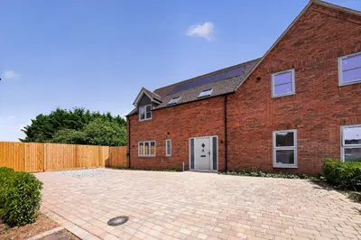 Sand Barn Lane, Black Hill, CV37