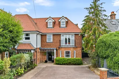 The Avenue, Hampton, TW12 3RN