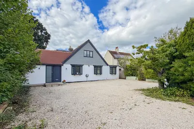 Peartree Lane, Bexhill-On-Sea, TN39 4NS