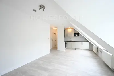 Catford Hill, Catford, SE6