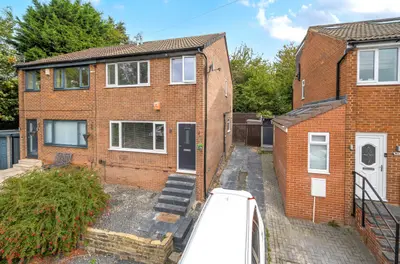 Wheelwright Close, Leeds, LS12