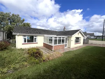 Angle Road, Monkton, SA71