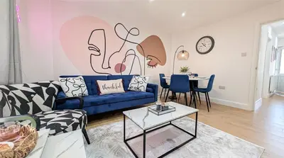 Peel Court, Slough, SL1